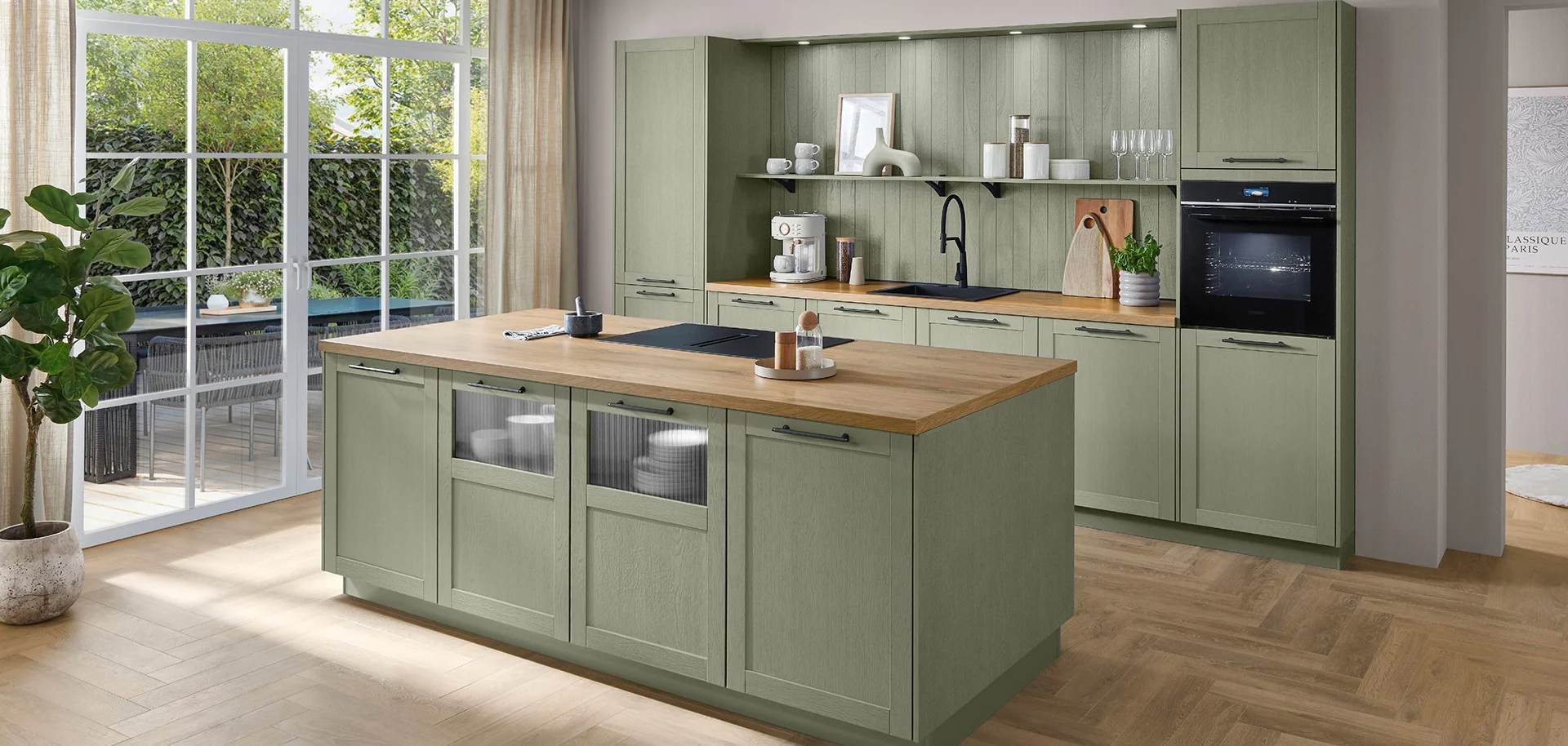 Landhausküchen: Landhausküche Olive mit Insel von Nobilia